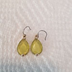 Earrings Green stone